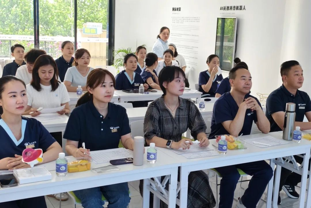 专业赋能 星光闪耀丨星辉眼科第三届星星杯EVO ICL专场患教大赛圆满落幕